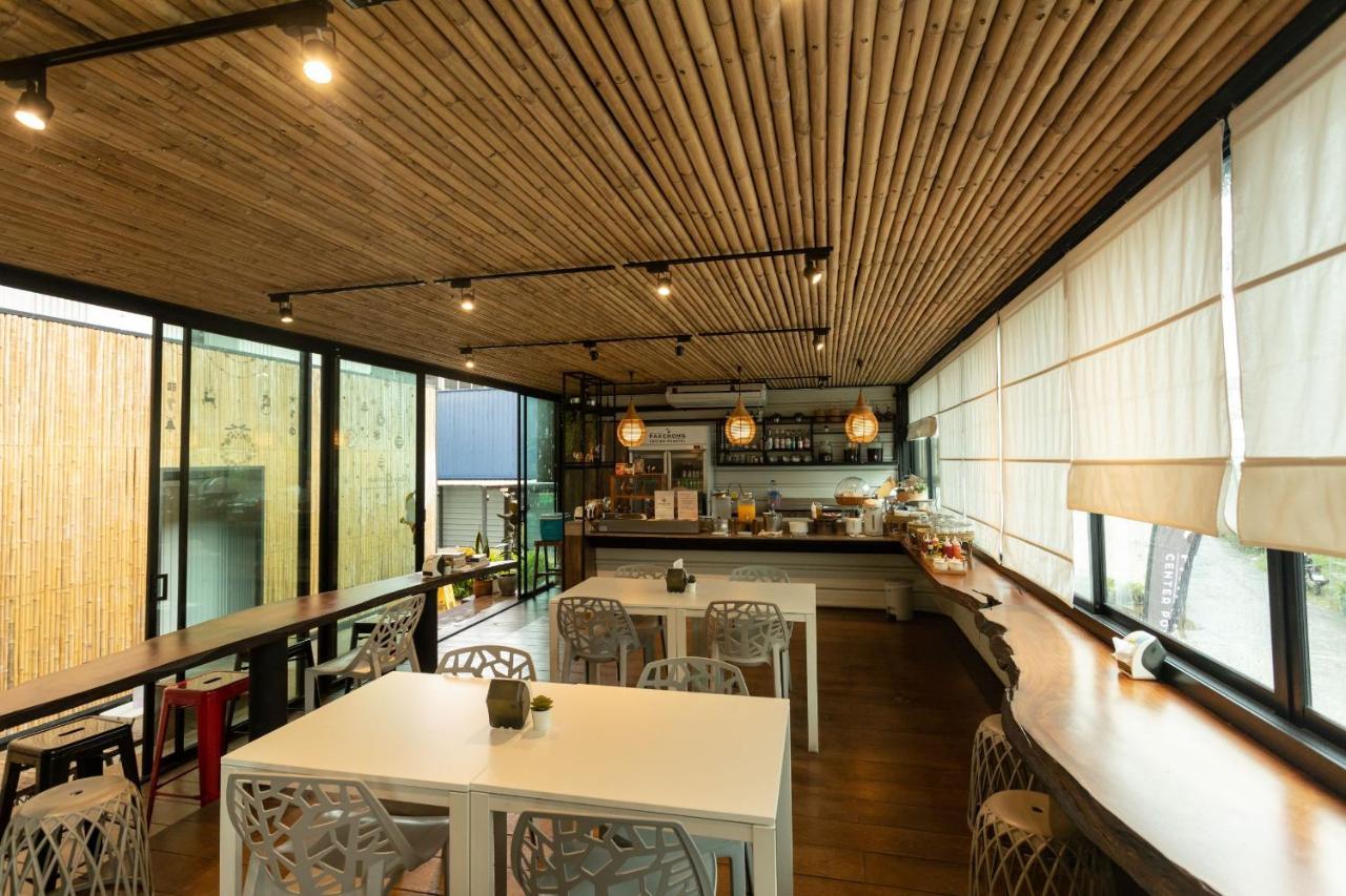Pakchong Center Poshtel Hotel Luaran gambar