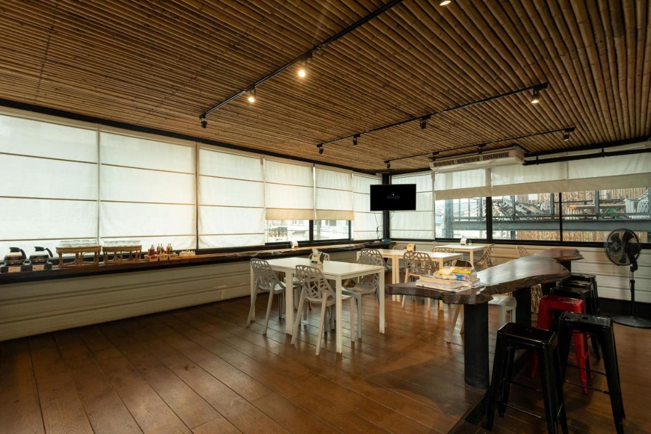 Pakchong Center Poshtel Hotel Luaran gambar