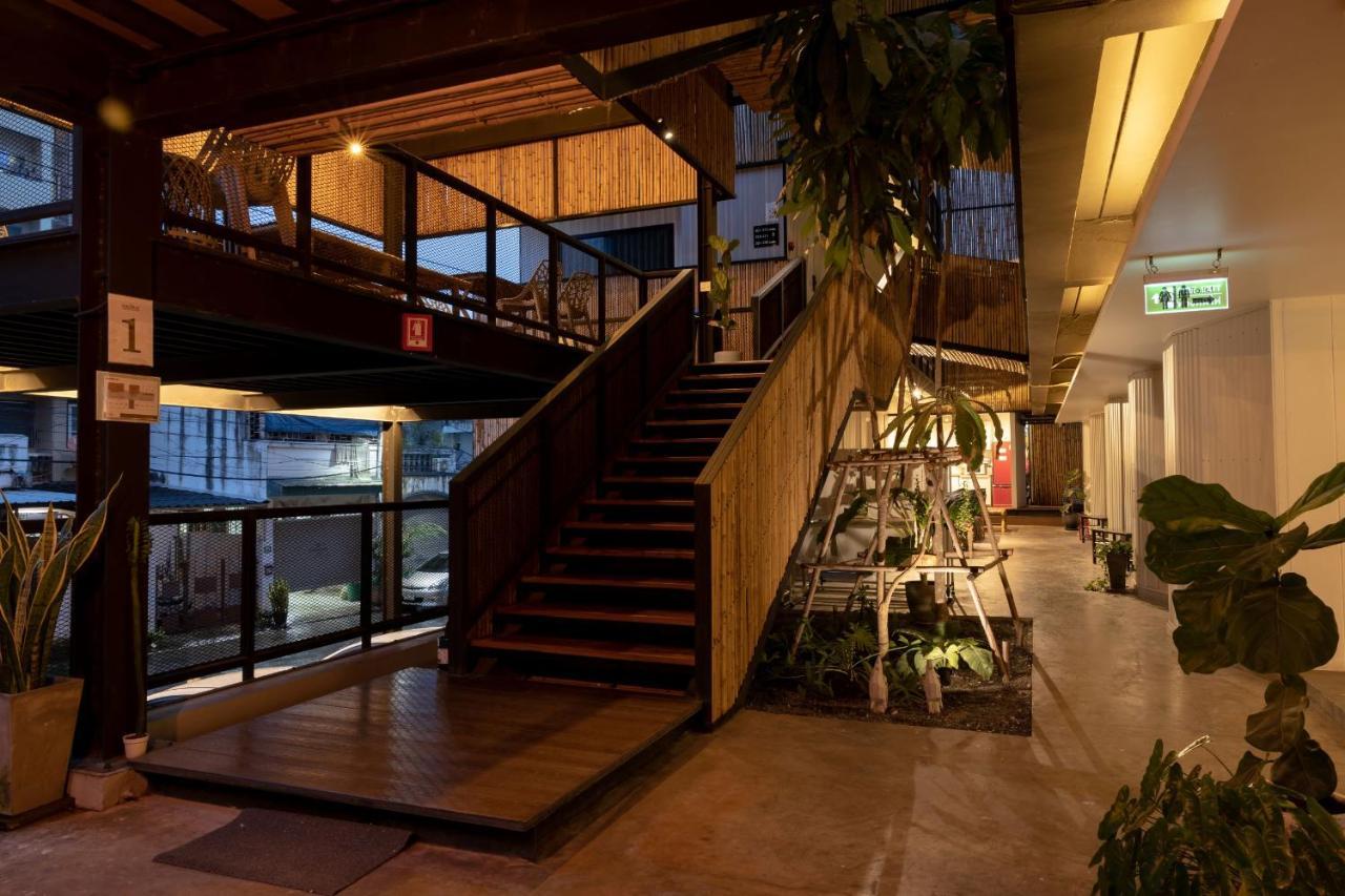 Pakchong Center Poshtel Hotel Luaran gambar